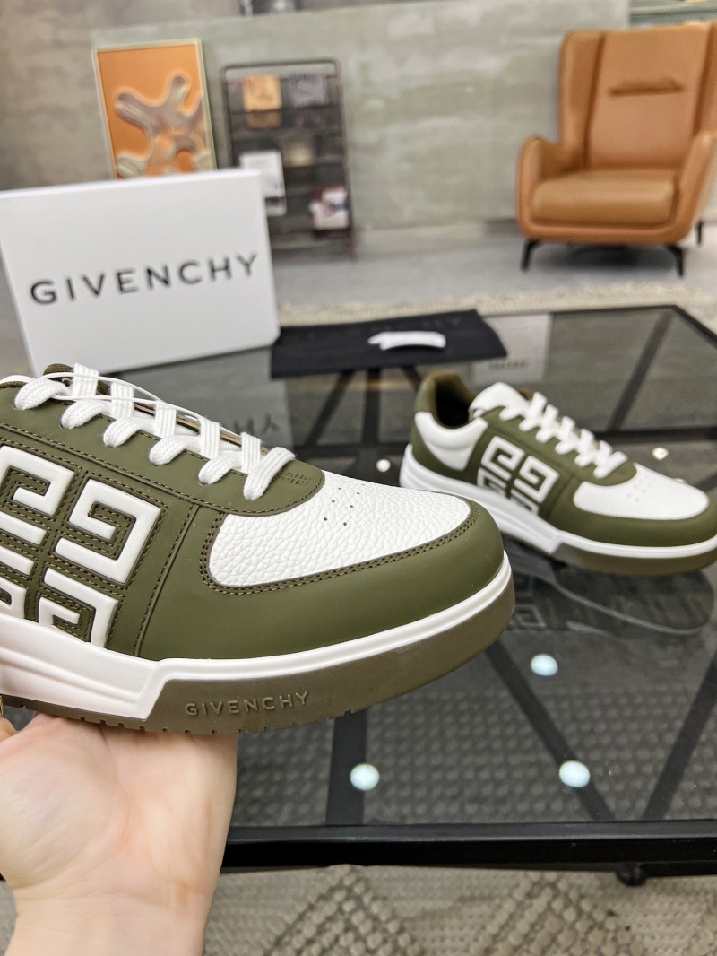 Givenchy Sneakers